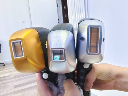 ROHS Μέρη μηχανής ομορφιάς Διοδίου Laser Handpiece Τριπλό μήκος κύματος 755nm 808nm 1064nm