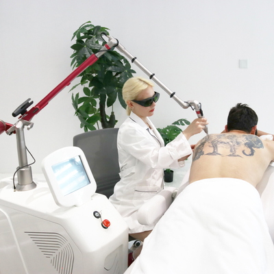 1064nm Q Switched Nd Yag Laser Picosecond Μηχανή Απομάκρυνσης Τατουάζ Σταθερό στυλ