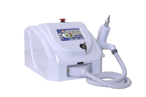 3 σε 1 Q Switch ND Yag Laser Machine Απομάκρυνση τατουάζ OEM ODM Υπηρεσίες